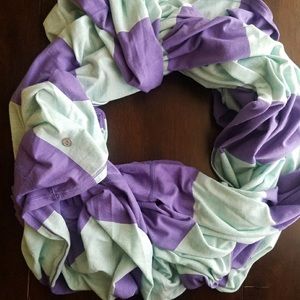 Lululemon A Clarity Scarf (infinity scarf)❤️🍋❤️🍋